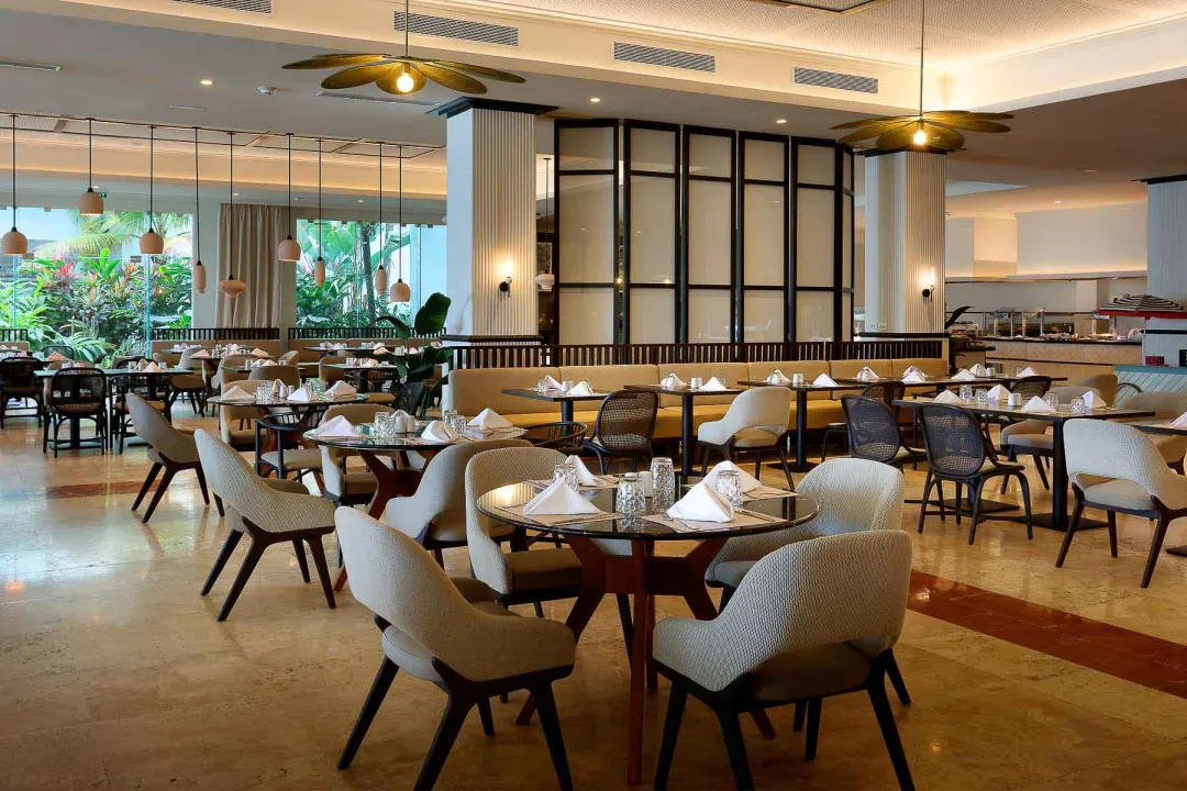 Mobay Restaurant 