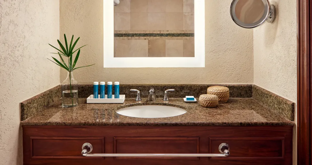 Caribbean Club Level Veranda Suite - JS - Bathroom