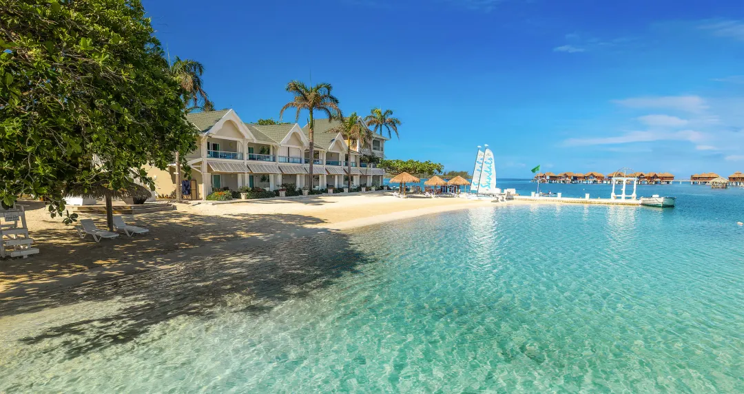 Sandals Caribbean Cay - Hotel View