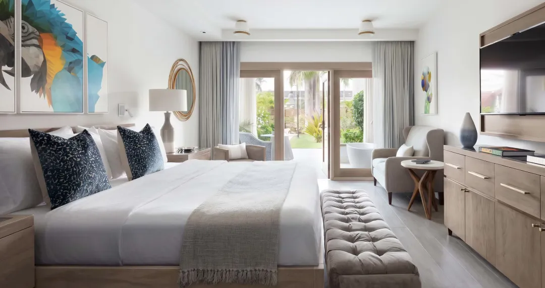 Caribbean Poolside Grande Luxe Walkout with Patio Tranquility Soaking Tub - WPG - Bedroom