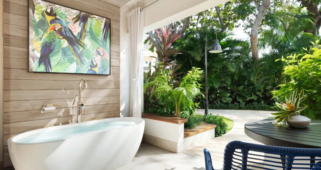 Caribbean Poolside Luxury Walkout with Patio Tranquility Soaking Tub - WPL - Terrace Lounge