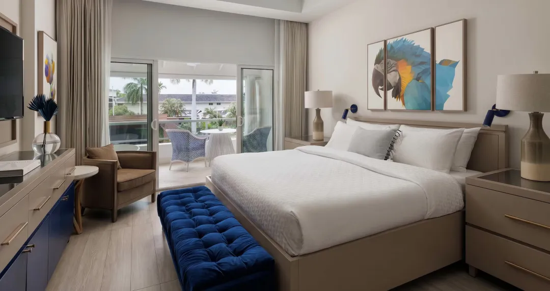 Caribbean Poolside Grande Luxe with Balcony Tranquility Soaking Tub - PG - Bedroom
