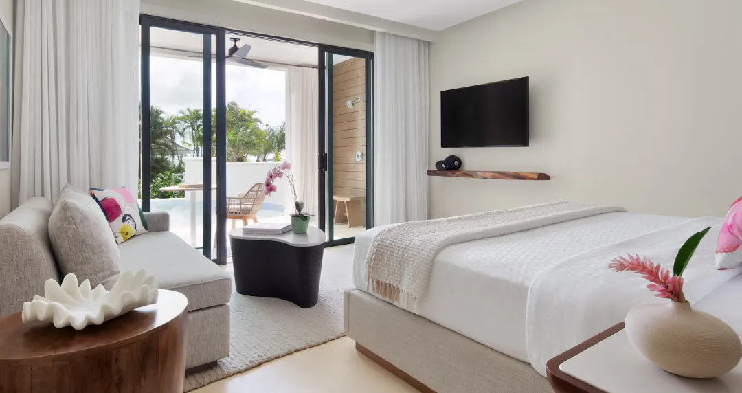 Bamboo Grove Swim-up Club Suite - BSUP - Bedroom