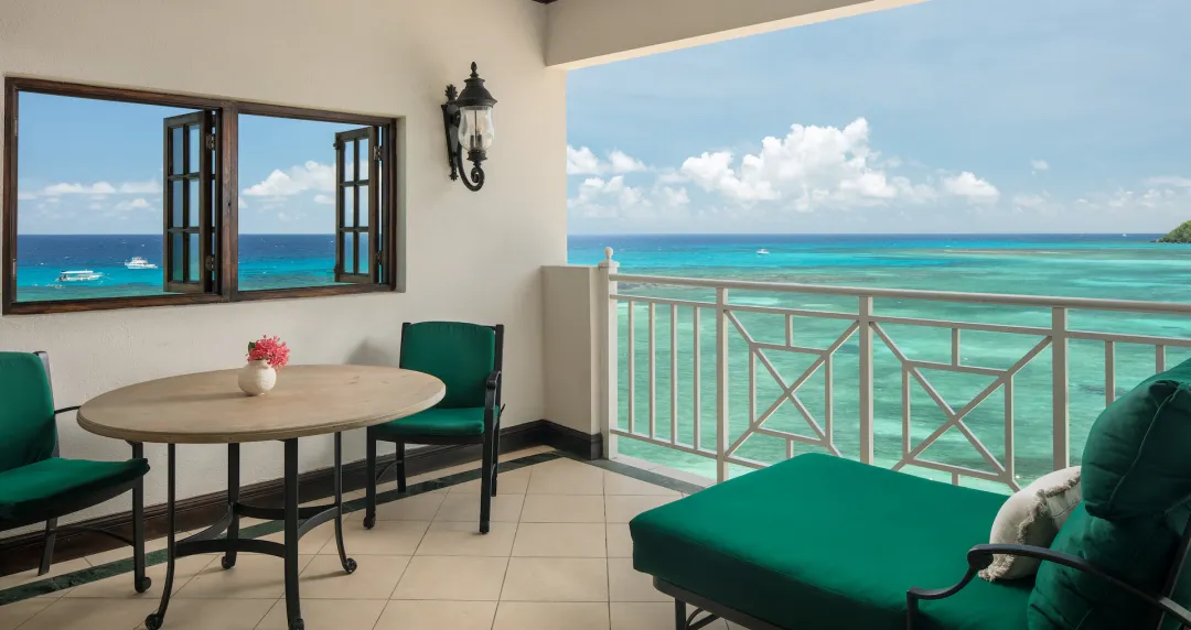 Governor General Oceanfront One Bedroom Butler Suite - GR - Balcony Lounge