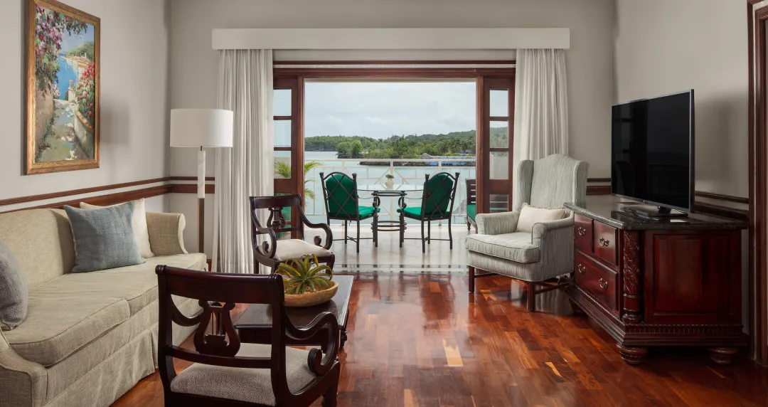 Governor General Oceanfront One Bedroom Butler Suite - GR - Seating Aeria