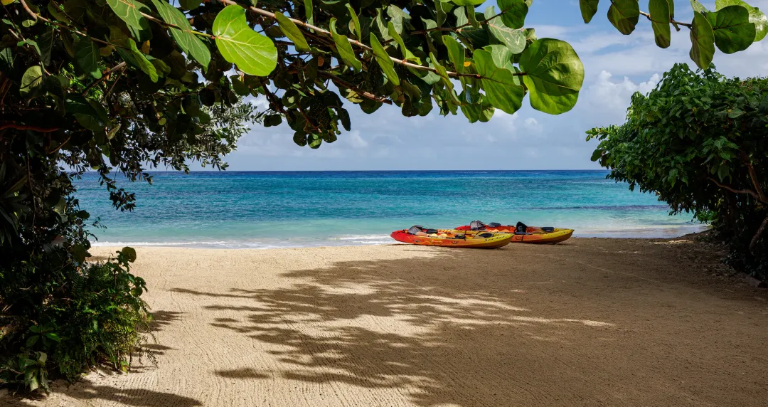 Sandals Ochi - Kayaking