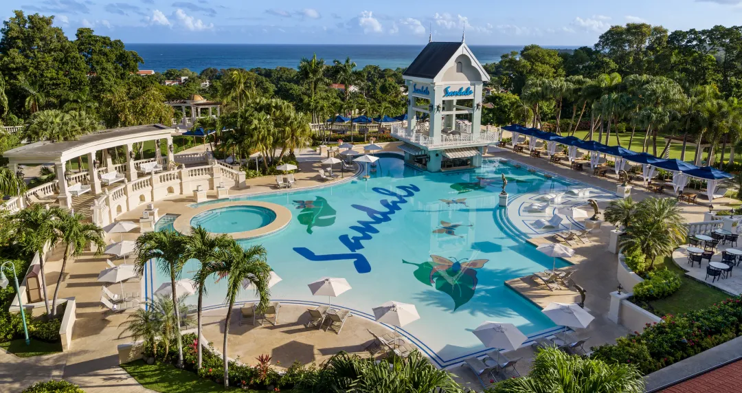 Sandals Ochi - Main Pool