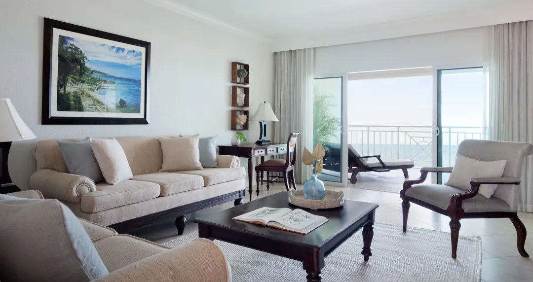 Riviera Honeymoon Beachfront One Bedroom Butler Suite - P1 - Living Room