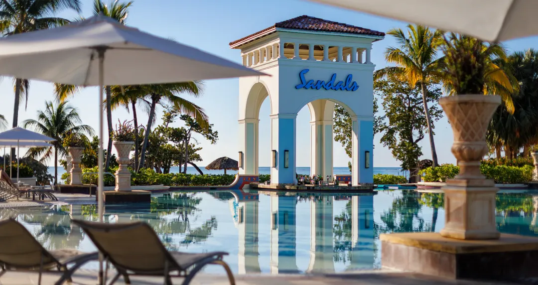 Sandals South Coast - Pool Lounge