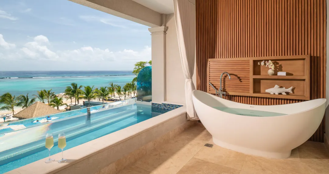 Tufa Terrace One Bedroom Skypool Butler Suite with Balcony Tranquility Soaking Tub - TSKY - Pool