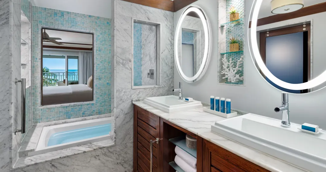Beachfront Penthouse Club Level Suite with Balcony Tranquility Soaking Tub - OPT - Bathroom