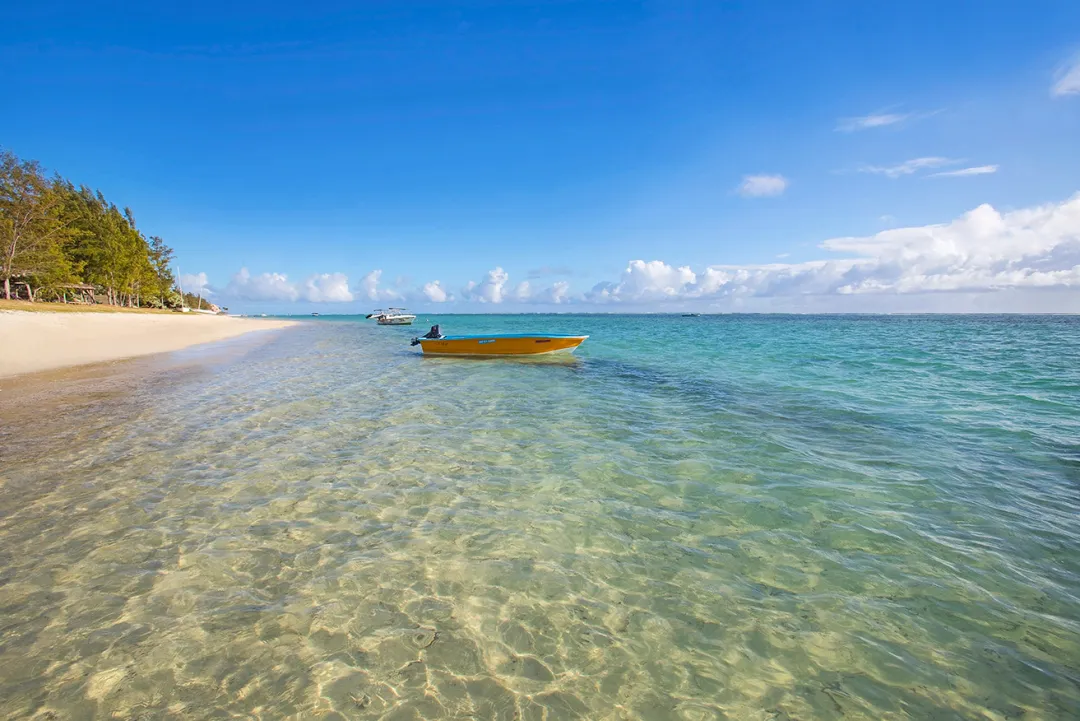 C Mauritius - Beach View