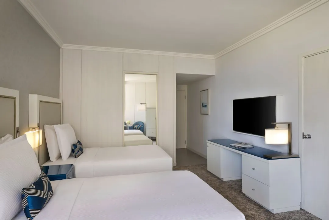 Beach-Rotana-Abu-Dhabi-Guest-Room-with-Balcony-Twin-Beds