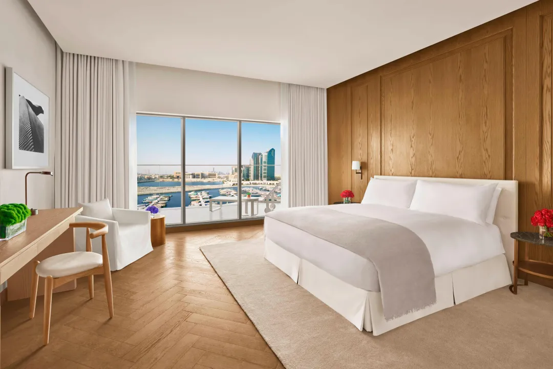 The-Abu-Dhabi-Edition-Superior-Deluxe-Room-Family-Suite