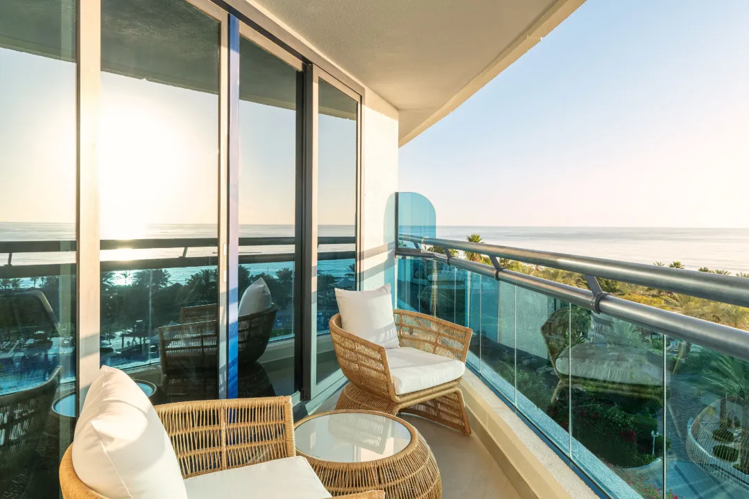 Le-Meridien-Al-Aqha-Executive-Room-Balcony-Different-View