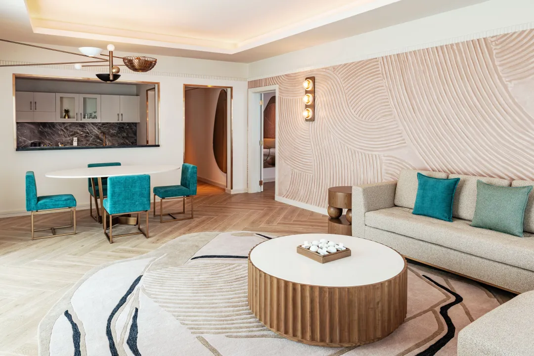 Le-Meridien-Al-Aqah-Executive-Suite-Detail
