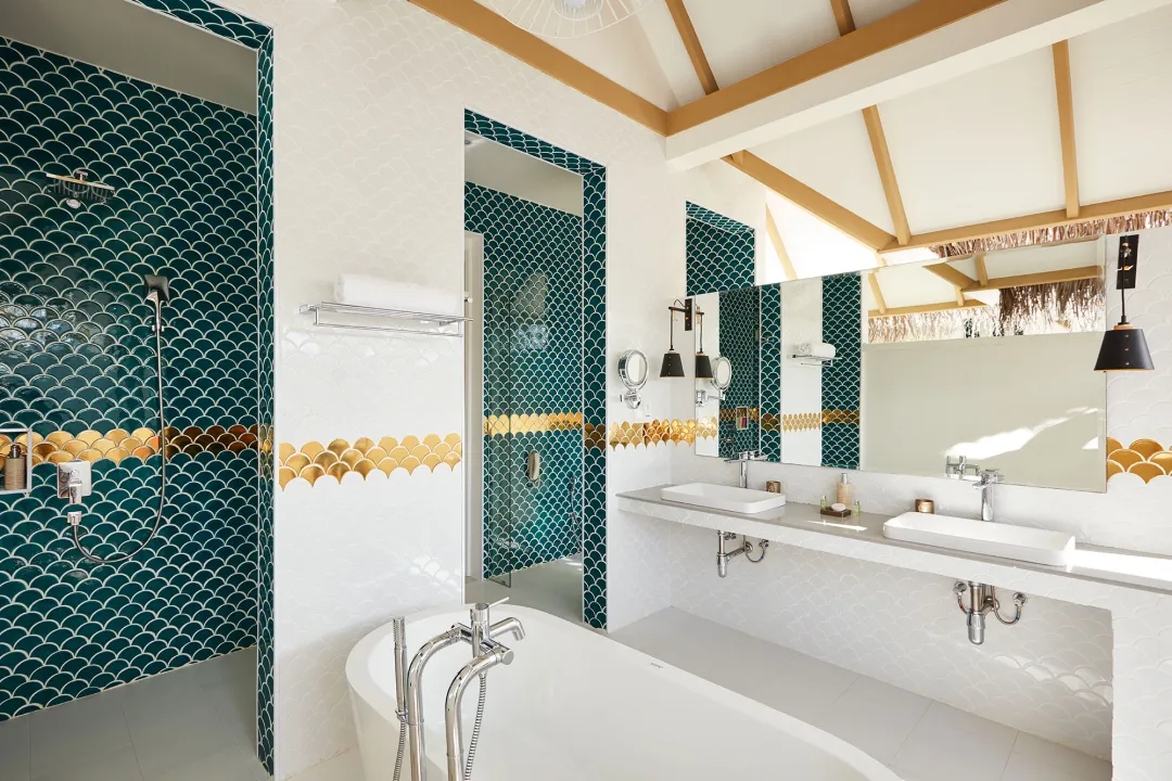 Beach Villa with Pool - Bathroom