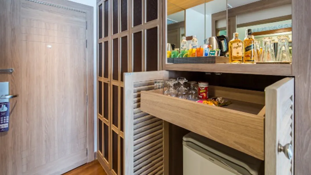 Diamond-Cliff-Super-Deluxe-Room-Mini-Bar