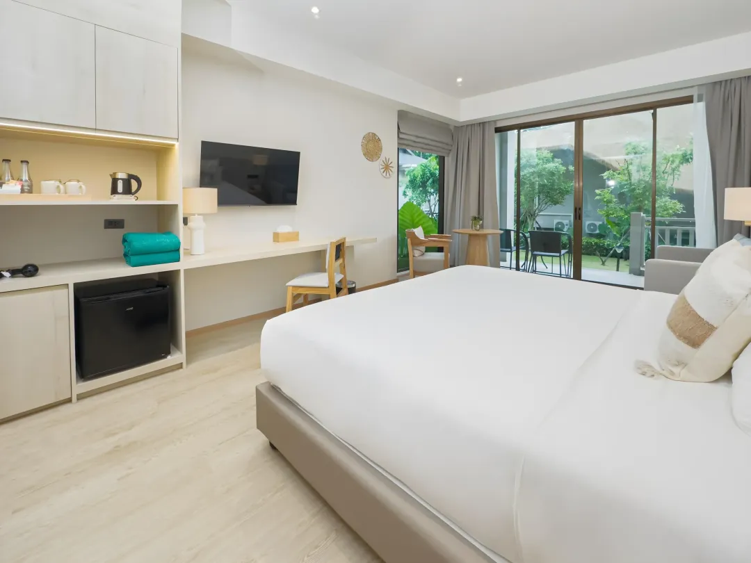 Khao-Lak-Emerald-Beach-Resort-and-Spa-Deluxe-Garden-View-Garden-View