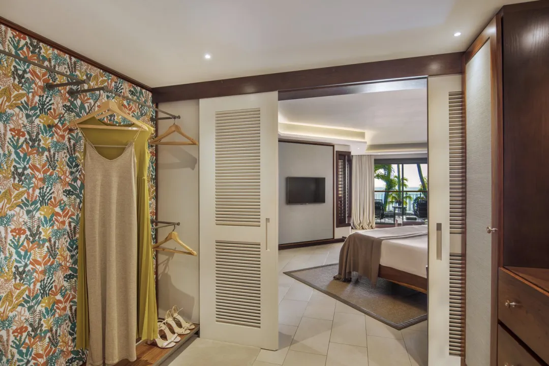 Royal Palm Beachcomber - Senior Suite - Wardrobe