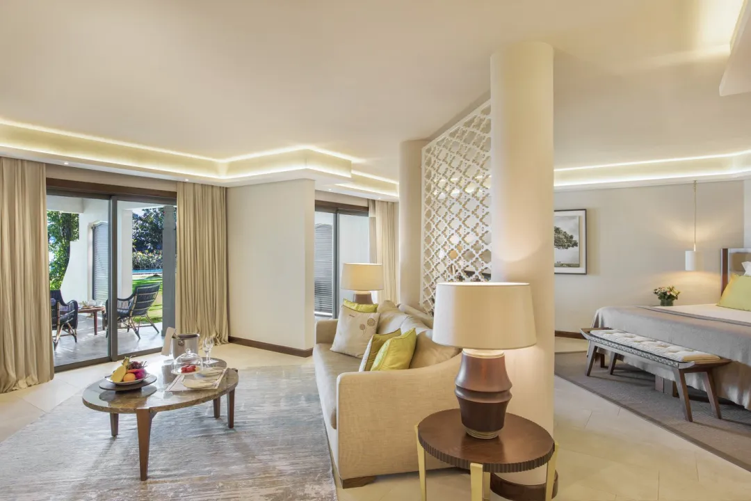 Royal Palm Beachcomber - Family Palm Suite - Detail