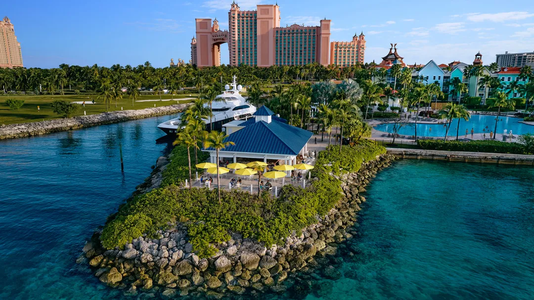 The Cove at Atlantis - Beach Restaurant View