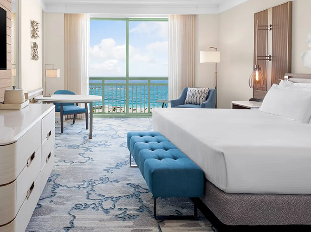 King Water View - Bedroom