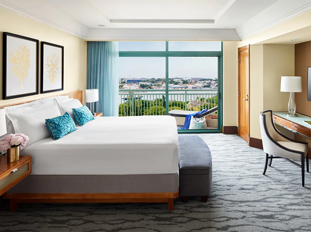 One Bedroom Harbour Suite - Bedroom