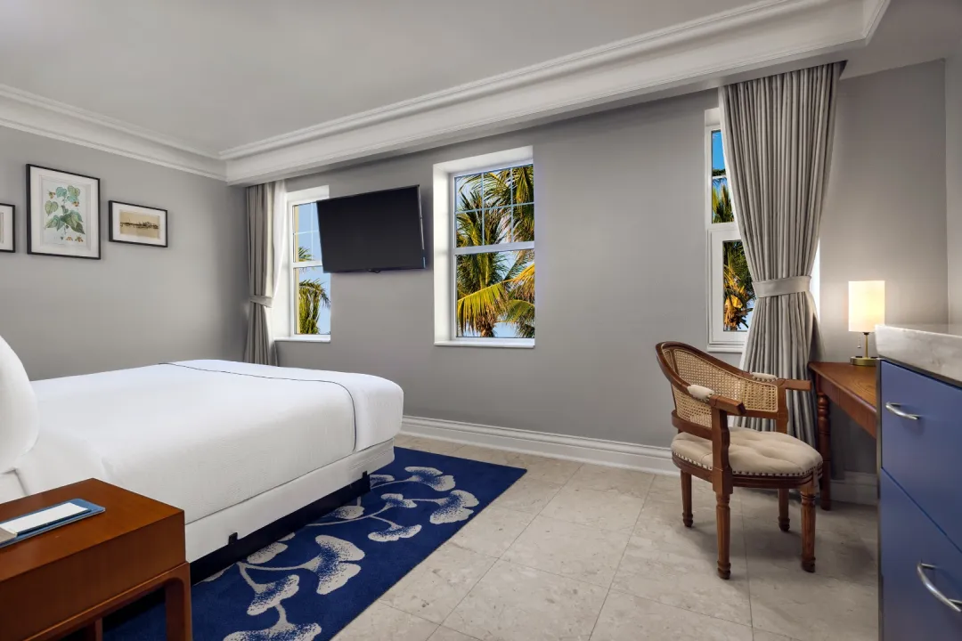 Standard King - Bedroom