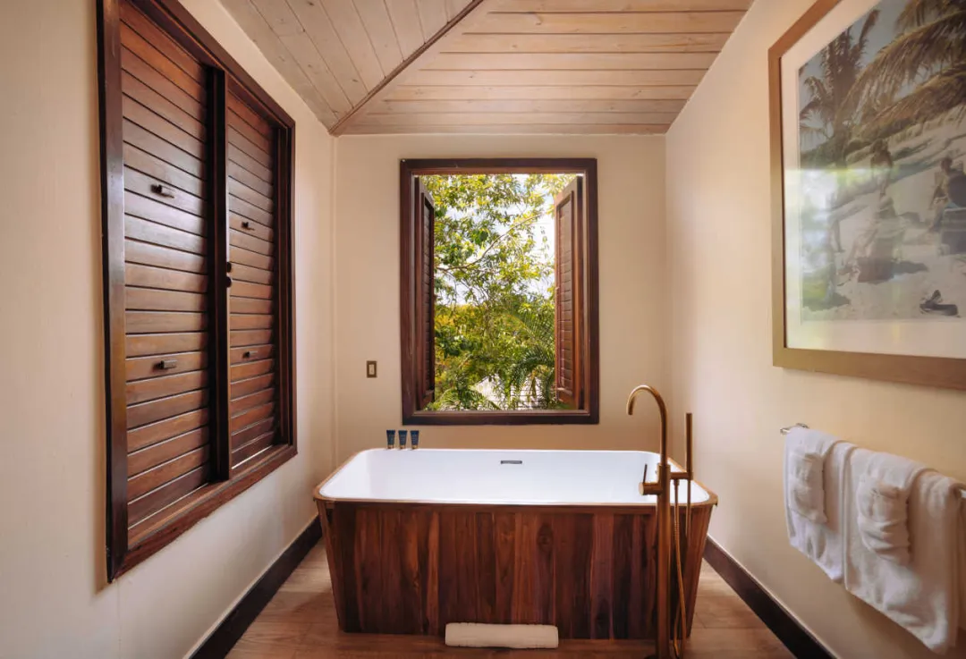 Hermitage Bay - Two Bedroom Villa -Jacuzzi Tub