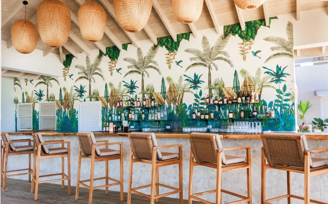 Tamarind-Hills-Hummingbird-Bar