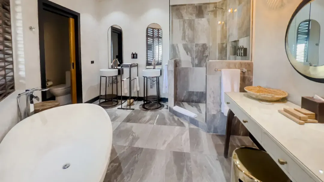 Tamarind-Hills-Antigua-Tamaraind-Studio-Bathroom