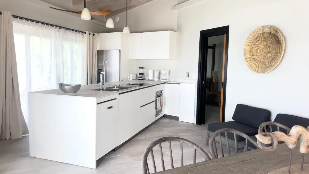 Tamarind-Hills-Antigua-Suite-35-Kitchen