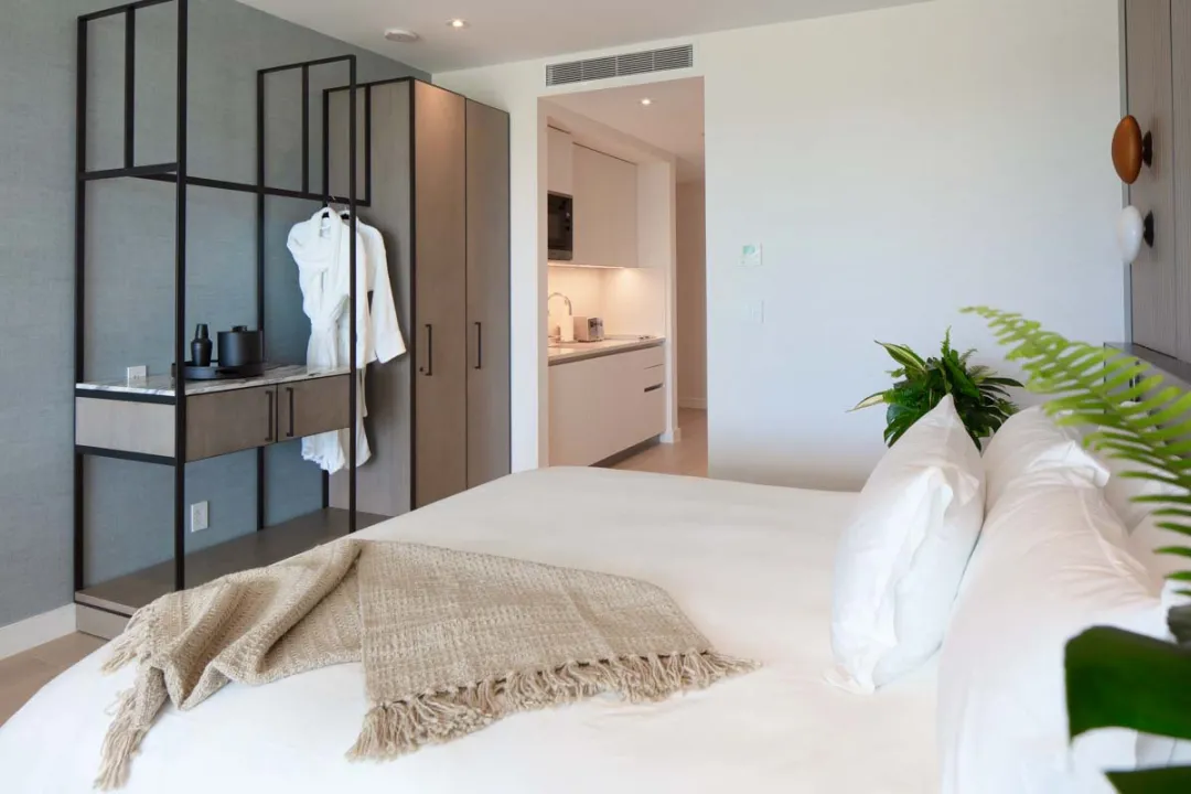 Goldwyn-Resort-Bahamas-Golf-View-Studio-Detail