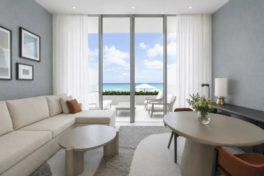 Goldwyn-Resort-Bahamas-Pool-Front-Studio-Living-Room