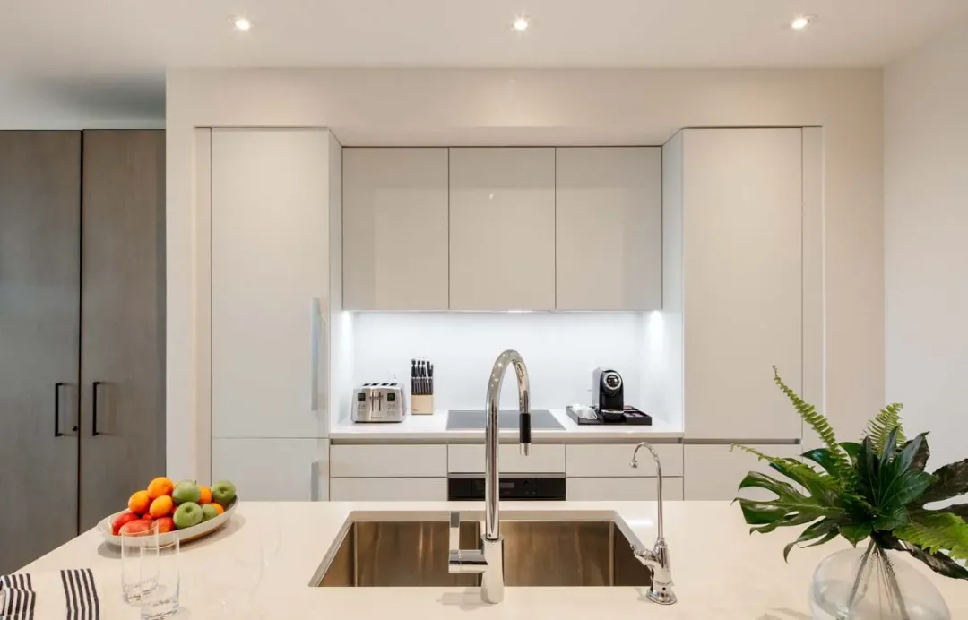 Goldwyn-Resort-Bahamas-One-Bedroom-Ocean-Front-Suite-Kitchen-Detail