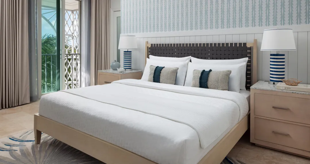 Sandals Royal Bahamas - East Bay Luxury - King Bed