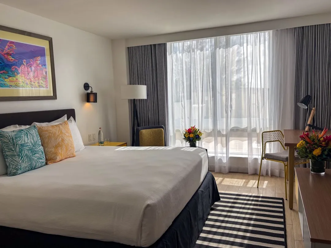 Warwick Paradise Island - Island View - King Bed