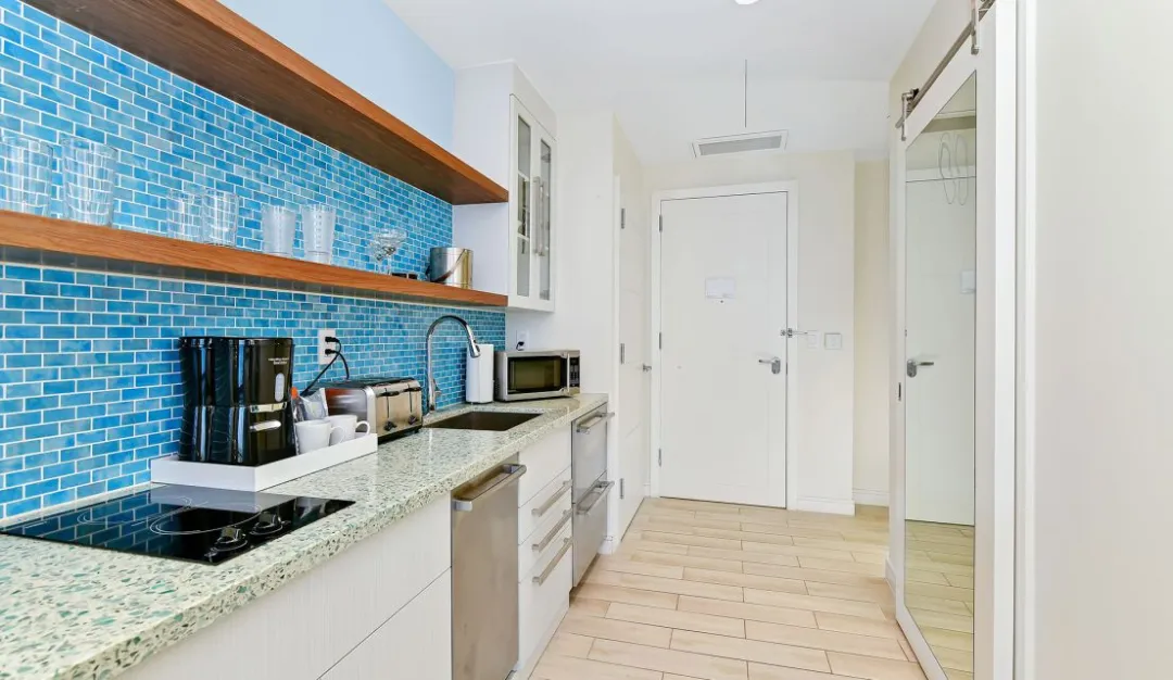 Margaritaville-Beach-Resort-Oceanfront-Studio-Residence-Kitchen