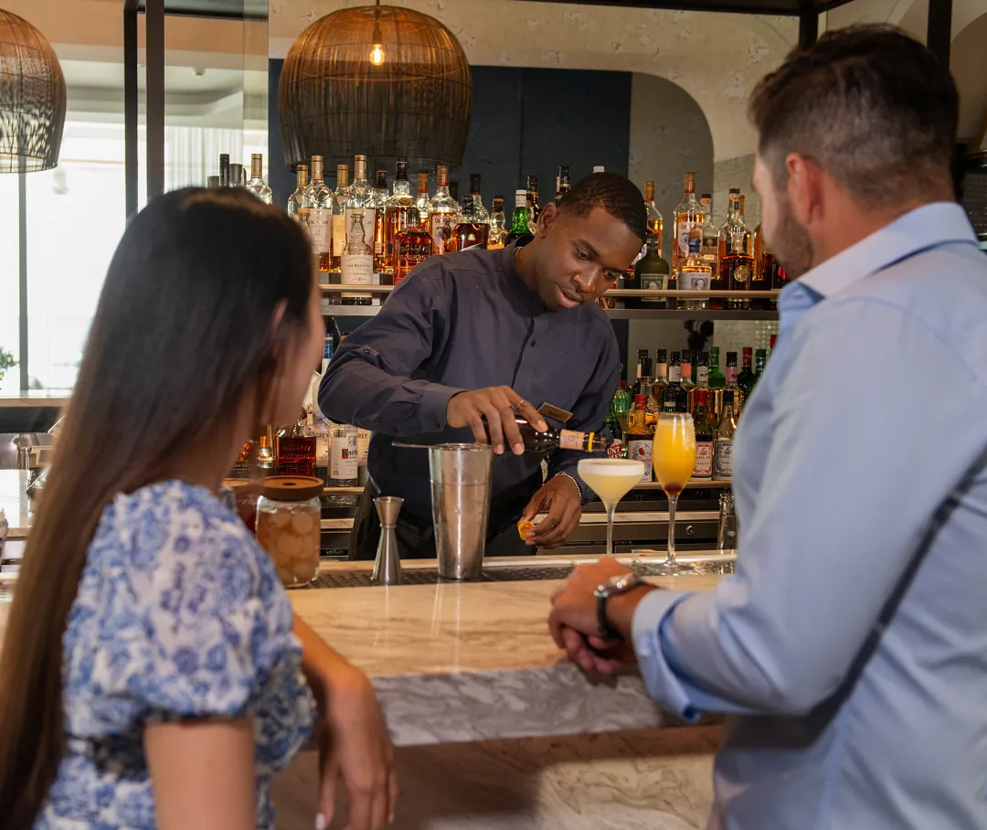 Goldwyn-Resort-Bar-Paul