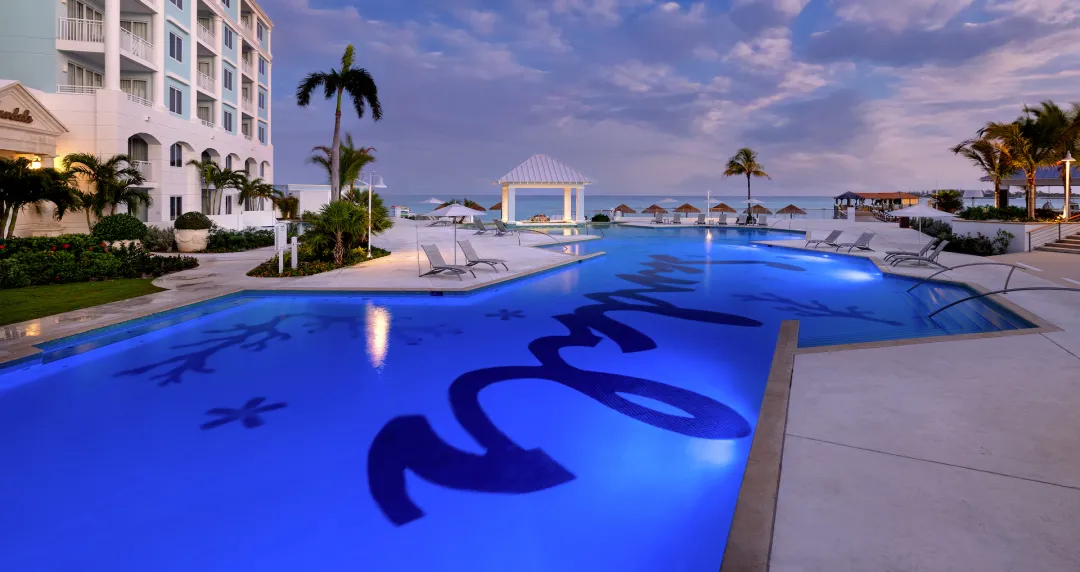 Sandals-Royal-Bahamas-Pool-At-Night