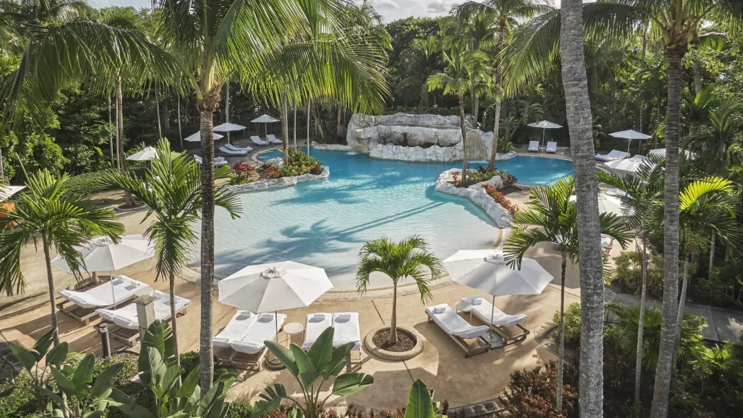 Ocean Club Four Seasons Bahamas - Lagoon Pool