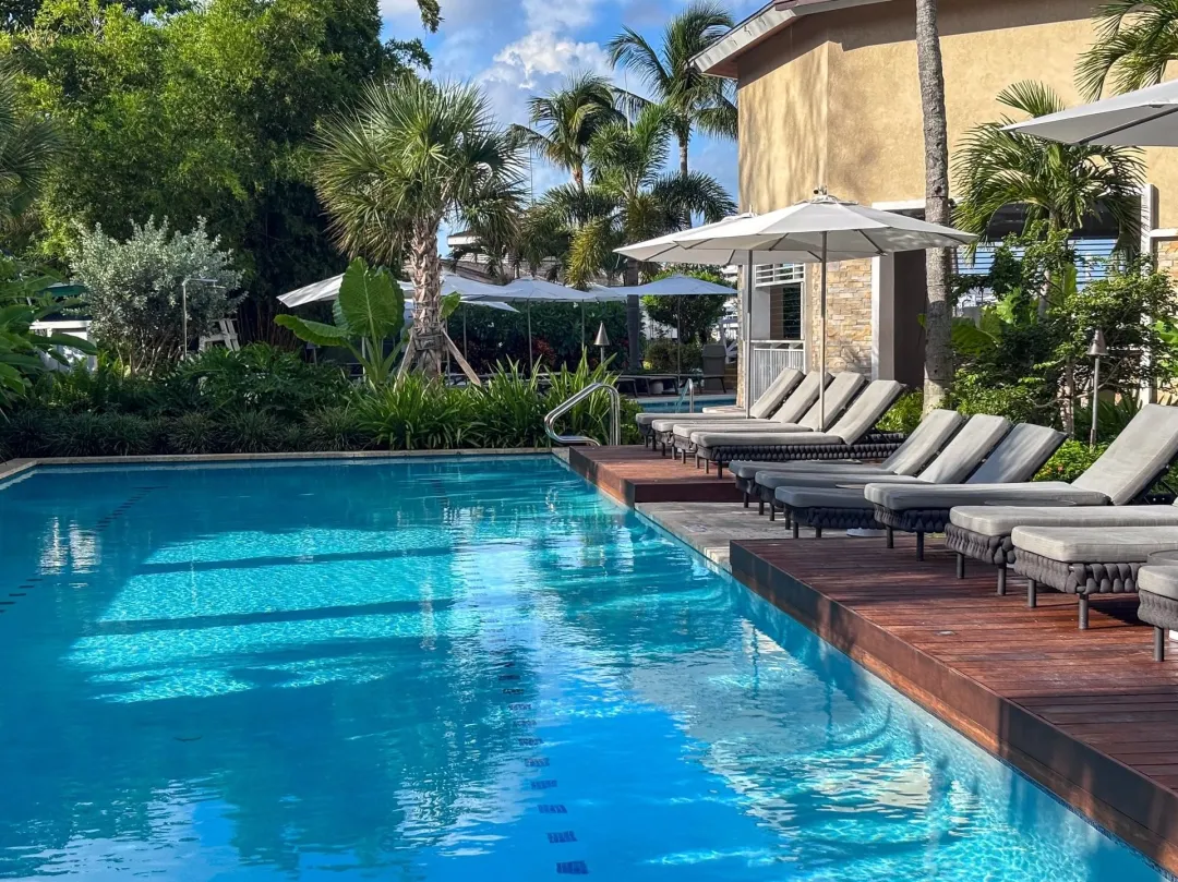Warwick Paradise Island - Lap Pool Side View