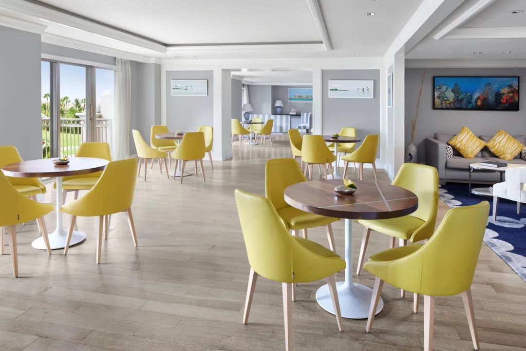 Ritz-Carlton-Grand-Cayman-Club-Access