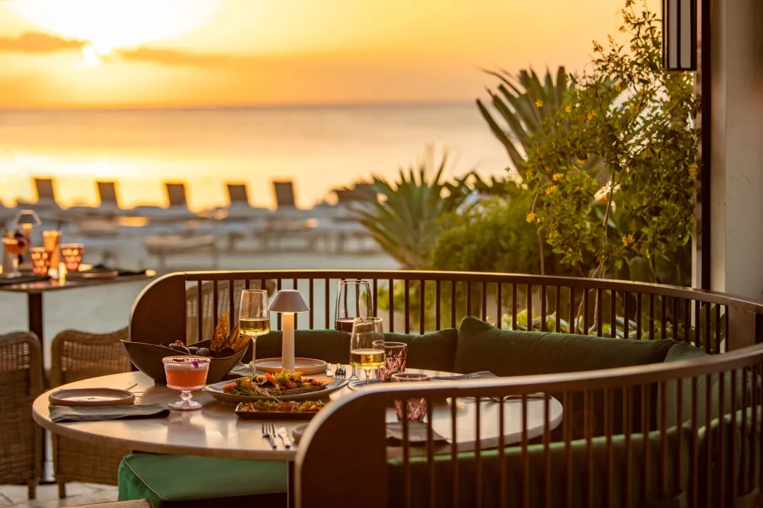 The Ritz Carlton Grand Cayman - Oceanfront Dining