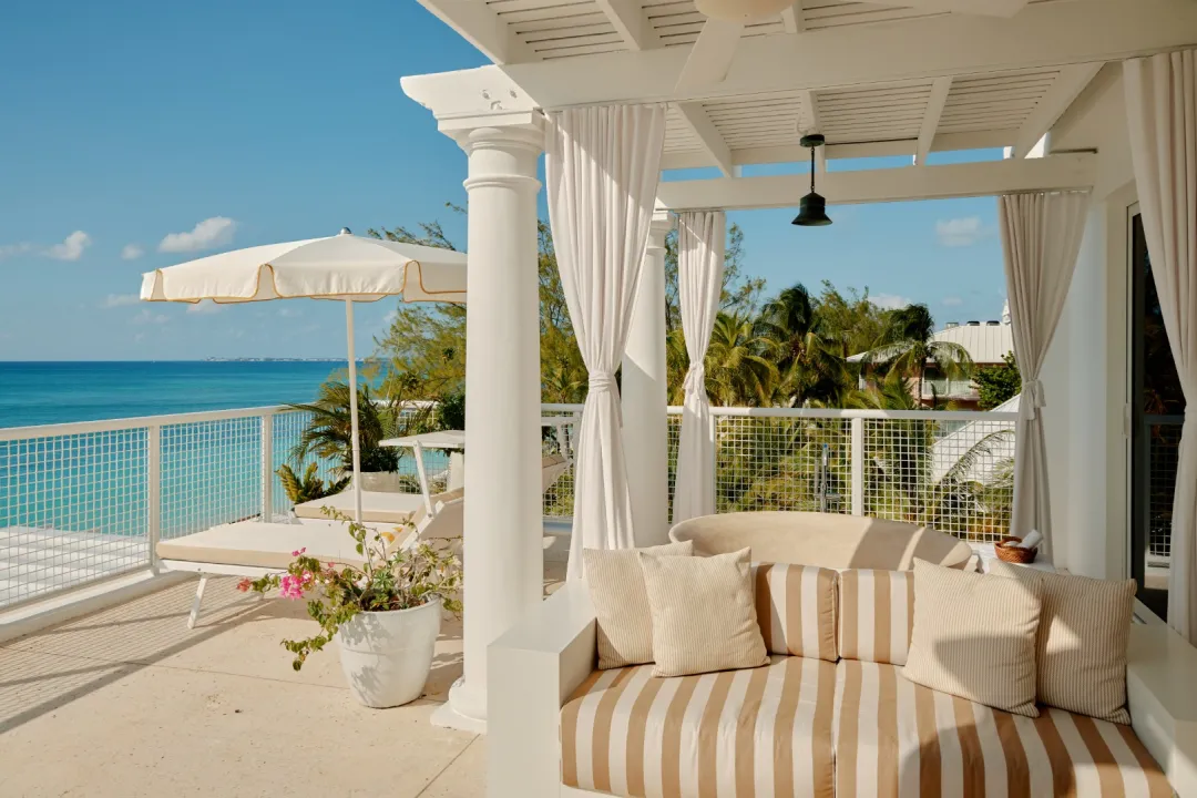 Palm-Hieights-Two-Bedroom-Beachfront-Terrace-Suite-Terrace