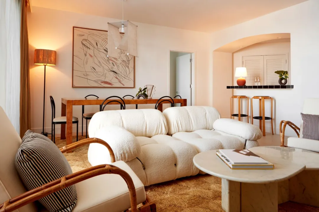 Palm-Hieights-Three Bedroom Oceanfacing Penthouse Suite-Detail