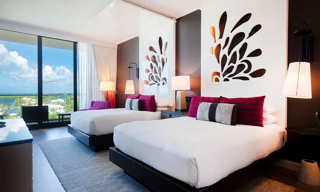 Kimpton-Seafire-Yacht-Club-View-Queen-Beds