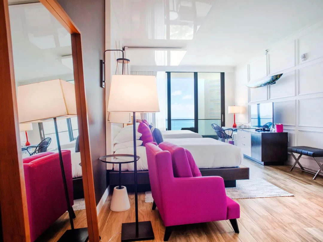 Kimpton-Seafire-Premium-Ocean-View-Two-Queen-Beds-Detail_1