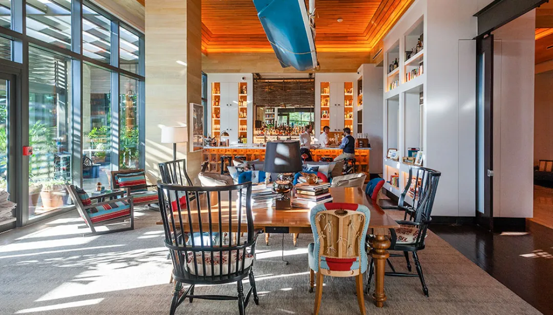 Kimpton-Seafire-Library-by-the-Sea